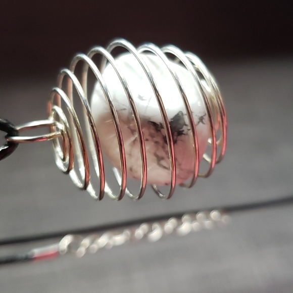 Essential crystal tumble set and crystal cage - Picture 14 of 15